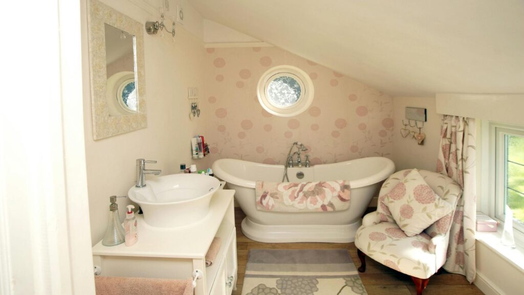 Badrumsrenovering 1 badrumsrenovering-malmo-skane-kakel-klinker.jpg